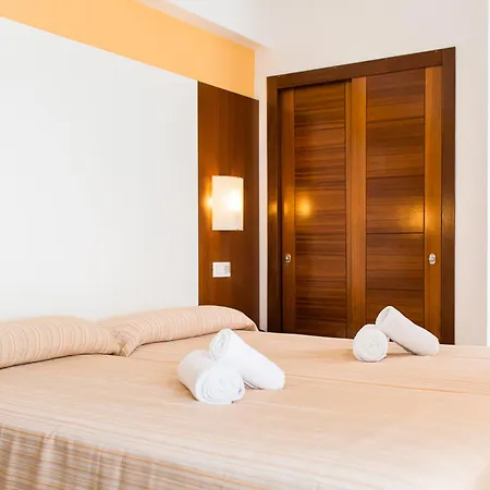 Sagitario Hostal Ciutadella-2